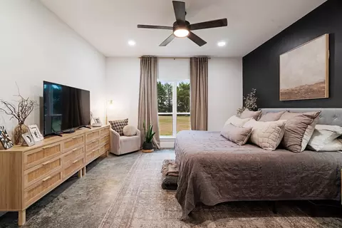 Bedroom - 177 Cr 33700, Sumner, TX 75486 photo 1 of 2