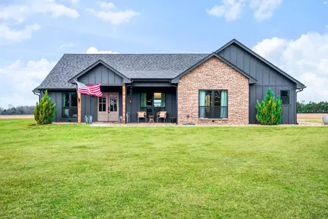 177 Cr 33700, Sumner, TX 75486