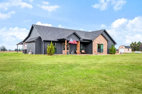 Exterior - 177 Cr 33700, Sumner, TX 75486 photo 3 of 4