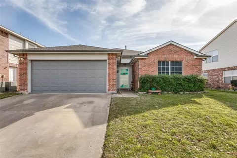 2856 Concho Trl, Fort Worth, TX 76118