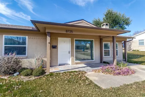 8725 Woodbrook Dr, Dallas, TX 75243