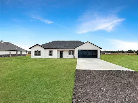6472 Old Clarksville Rd, Reno, TX 75462