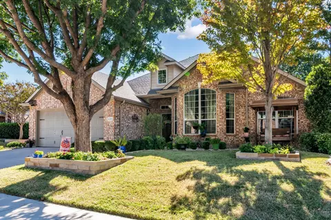 5308 Elmdale Dr, Watauga, TX 76137