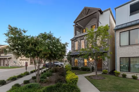 8120 Bromley Dr, Dallas, TX 75231