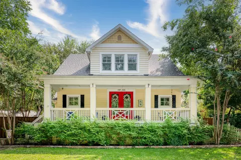 210 Oak St, Mckinney, TX 75069