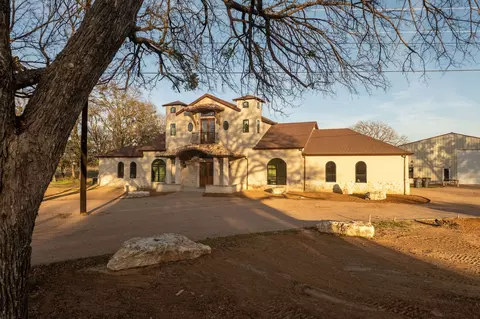 275 Highland Rd, Springtown, TX 76082
