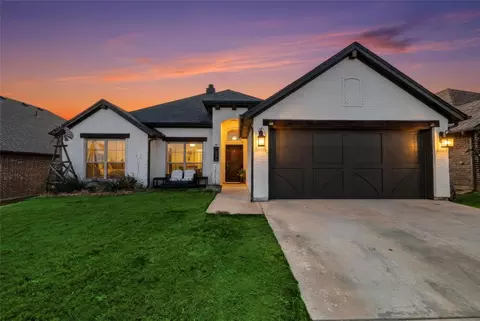 1436 Town Creek Cir, Weatherford, TX 76086