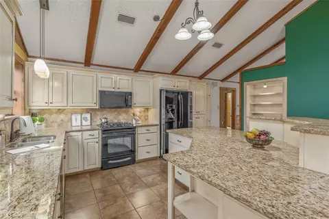Kitchen - 222 Weldon Johnson Rd, Minden, LA 71055 photo 3 of 5
