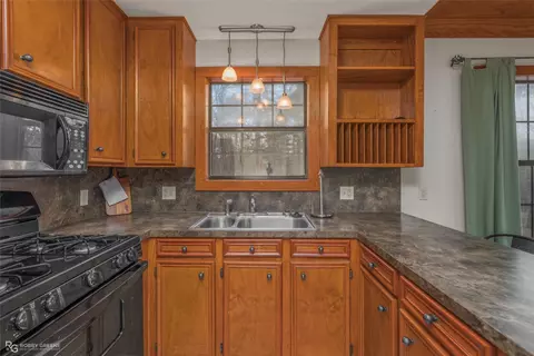 Kitchen - 222 Weldon Johnson Rd, Minden, LA 71055 photo 5 of 5