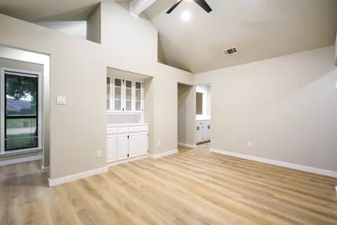1202 Bayshore Dr, Rockwall, TX 75087