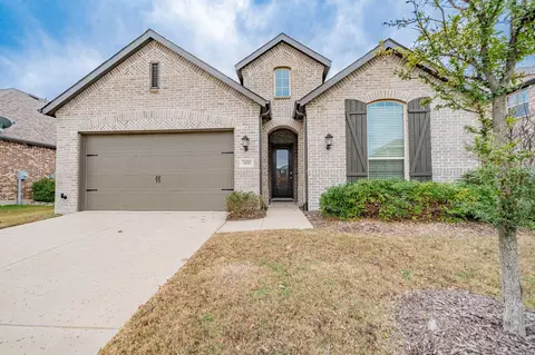 1633 Castleford Dr, Forney, TX 75126
