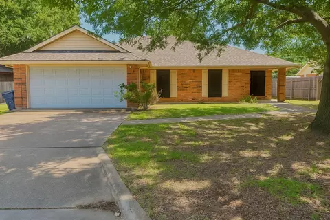 202 Modene Ave, Waxahachie, TX 75165
