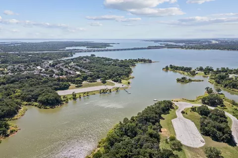 1155 Point Vista Rd, Hickory Creek, TX 75065