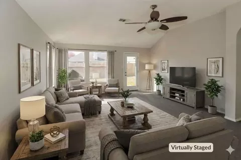 8208 Dynasty Dr, Fort Worth, TX 76123