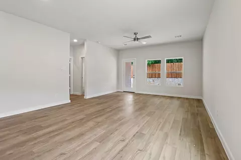 Living - 359 Declan St, Springtown, TX 76082 photo 3 of 8