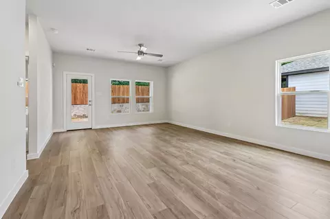 Living - 359 Declan St, Springtown, TX 76082 photo 1 of 8