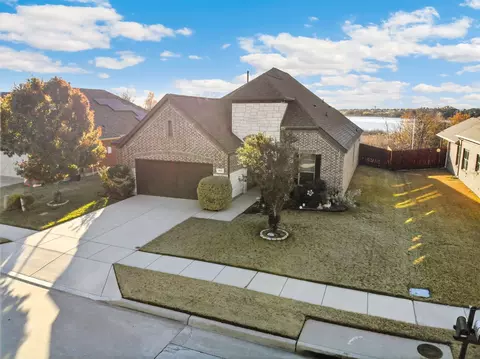 2112 Benjamin Creek Dr, Little Elm, TX 75068