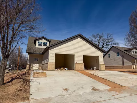 417 W 419 W Dulin St, Sherman, TX 75090