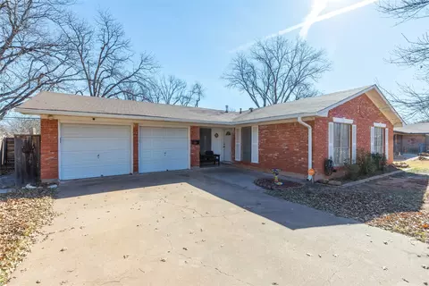 2501 S Elmwood Dr, Abilene, TX 79605