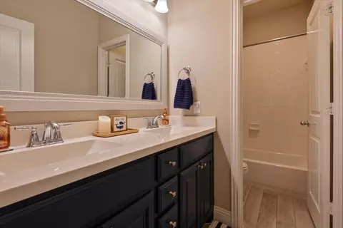 Bath - 3502 Jersey Rd, Melissa, TX 75454 photo 4 of 5