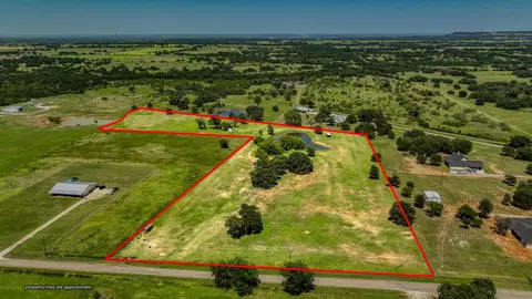 2701 Powell Cemetery Rd, Tolar, TX 76476