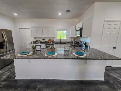 417 Katie Cir, Kennedale, TX 76060