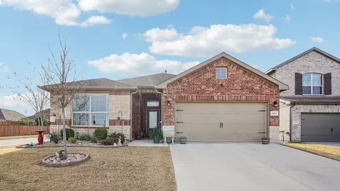 2201 Gill Star Dr, Haslet, TX 76052