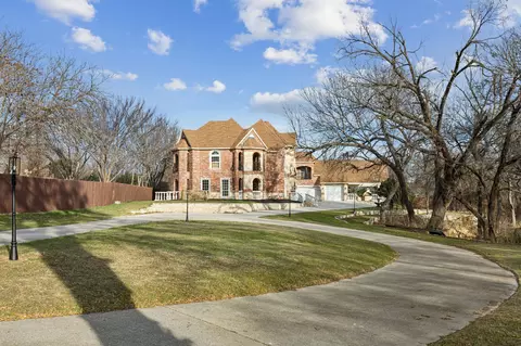 Exterior - 469 Apache Trl, Keller, TX 76248 photo 2 of 7