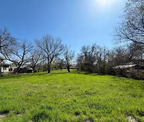 740 E Waco Ave, Cooper, TX 75432 photo 2