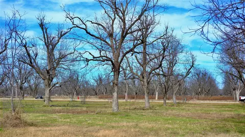 1625 Earhart Dr, Granbury, TX 76049