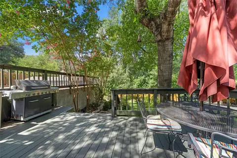Exterior - 3000 Chimney Hill Dr, Waco, TX 76708 photo 6 of 12