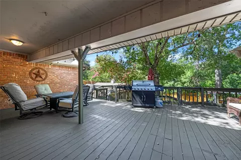 Exterior - 3000 Chimney Hill Dr, Waco, TX 76708 photo 4 of 12