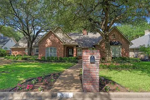 Exterior - 3000 Chimney Hill Dr, Waco, TX 76708 photo 2 of 12