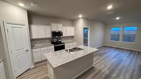 Other - 560 Marsh St, Cleburne, TX 76033 photo 1 of 6