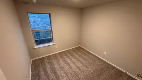 Bedroom - 560 Marsh St, Cleburne, TX 76033 photo 5 of 5