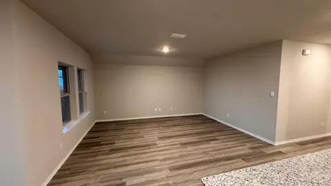 Living - 560 Marsh St, Cleburne, TX 76033 photo 1 of 2