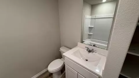 Bath - 560 Marsh St, Cleburne, TX 76033 photo 2 of 2