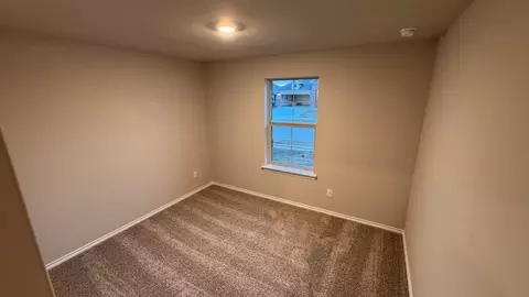 Bedroom - 560 Marsh St, Cleburne, TX 76033 photo 3 of 5