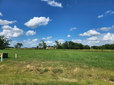 2408 Abigail Ln, Mabank, TX 75147