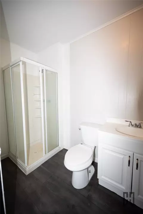 Bath - 402 E Todd St, Minden, LA 71055 photo 2 of 2