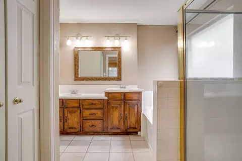 Bath - 177 Aspen Loop, Aledo, TX 76008 photo 1 of 5