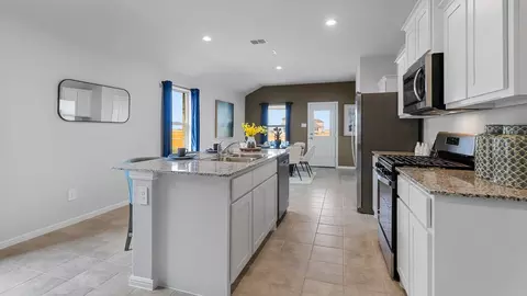 504 Marsh St, Cleburne, TX 76033 photo 8