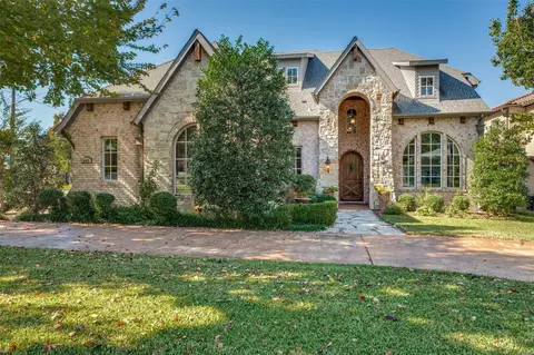 8605 Labron Ave, Dallas, TX 75209