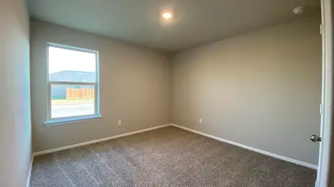 521 Marsh St, Cleburne, TX 76033 photo 12