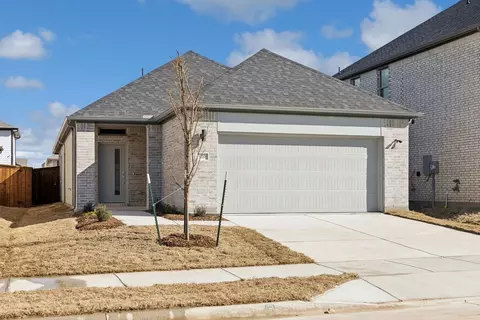 970 Dahlia Dr, Lavon, TX 75166