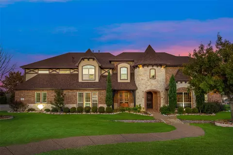 411 Crestfield Ct, Sunnyvale, TX 75182