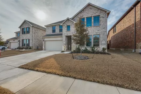 8164 Trudy Ln, Fort Worth, TX 76120