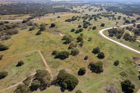 55 Twin Caverns, Oglesby, TX 75651