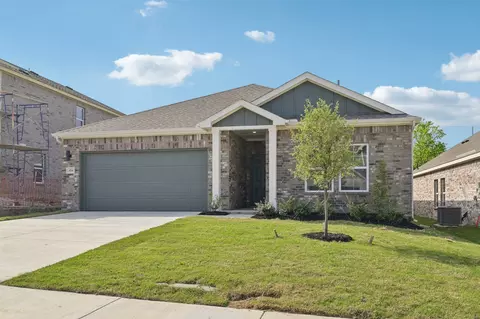 454 Suffolk Dr, Ferris, TX 75125