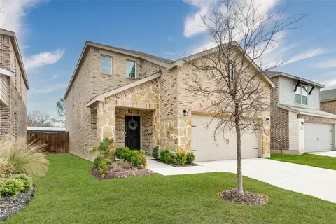 321 Glenwick Ln, Van Alstyne, TX 75495